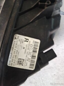 Škoda Fabia 3 Facelift Pravý přední světlomet - 5