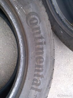 Prodám 2 letní gumy Continental 235/55 R18 DOT 5023 - 5