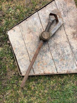 Svěrák na trubky - 5