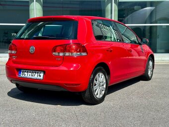 Golf 6 1.6 nafta, manuál - 5