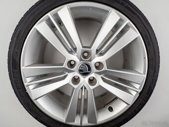 Škoda Octavia - Originání 18" alu kola - Letní pneu - 5