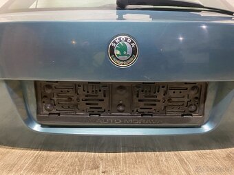 ŠKODA OCTAVIA 2 2004-2013 - VÍKO KUFU 9598 KOMPLETNÍ - 5