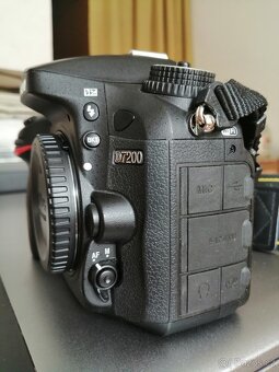 Nikon D7200 + AF - S Nikkor 16 - 80mm 1:2,8 - 4E ED VR - 5