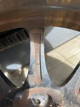 Alu kola Dezent 5x114,3 + pneu 185/65 R15,vzorek 6mm. - 5