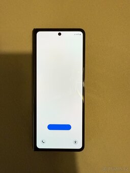 Prodám použitý SAMSUNG Galaxy Z Fold4 5G 12+256GB černá - 5