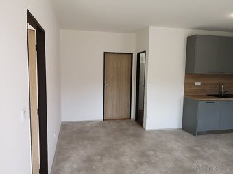 Pronájem, prostorný byt 2+1, 65 m² Vsetín - 5