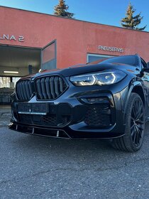 Přední lipo na BMW X6 - G06 - černý lesk - 5