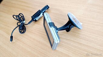 GPS navigace Garmin s příslušenstvím - 5