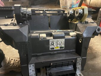 Prodám bmw e38 na díly nebo jako celek - 5