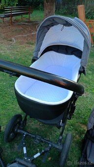 Kočárek Tudore Forester - 5