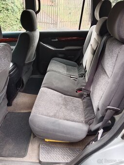 Toyota Land Cruiser - 5