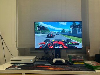 Xbox one s 500GB+ ovladač - 5