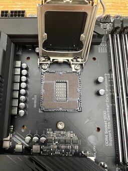 GIGABYTE Z590 Elite AX //Socket 1200//Funkční/Záruka - 5