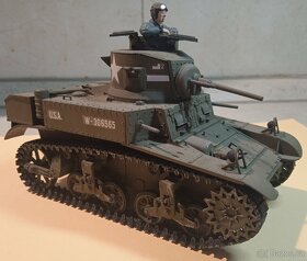 US. Light Tank M3 Stuart 1/35 - 5