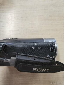 Kamera + projektor Sony HDR-PJ410 + 64GB - 5
