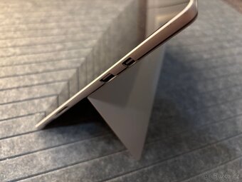 Microsoft Surface Pro 5 | 8GB RAM | 256GB SSD | klávesnice - 5