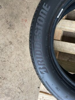 Letní pneu Bridgestone Alenza 235/55 R18 100 W - 5