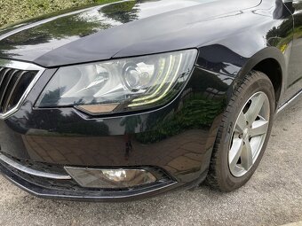 SUPERB,TDI,2014,103KW,DSG,NAV,BIXEN,LED,TEMP,SERVIS ŠKODA - 5