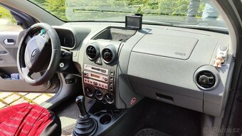 Ford Fusion - 5