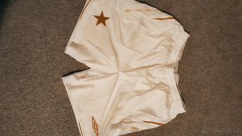 Dresy Slavie, trika Adidas, Umbro a dalsi - 5