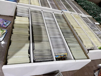 Obrovská sbírka karet Pokémonů v rozlišení Vintage v japonšt - 5