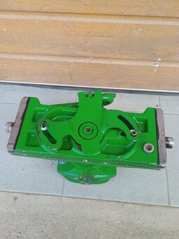 Závěs John Deere - 5