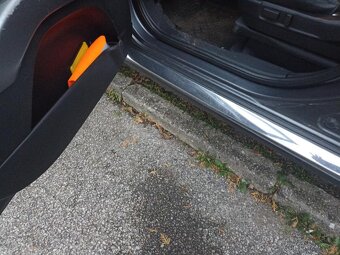 Citroën C-CROSSER - 5