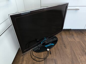 LED Televize Samsung UE32C4000 - 32" (82 cm) - 5