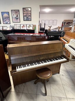 Petrof 105 se zárukou 2 roky dopravou 100 km. - 5