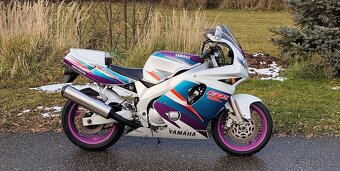 Yamaha FZR 600 R - 5