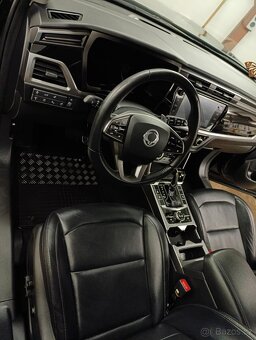 SsangYoung KORANDO - 5