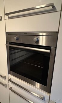 Luxusní moderní linka se spotřebiči,6317 - 5