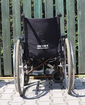 019-Mechanický invalidní vozík Meyra. - 5