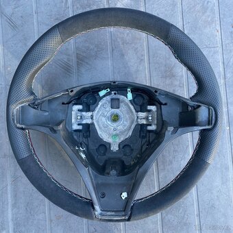 Alfa romeo Guilietta nový kožený volant - 5