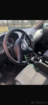 Vw Golf IV 1.4i 2004 - 5