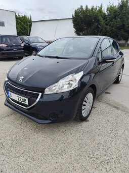 PEUGEOT 208 1.0 - 5