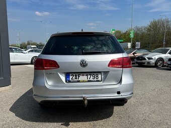 Volkswagen Passat 2011 - 5