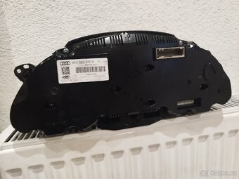 Audi A4 B8 přístrojová deska 8K0920930N - 5