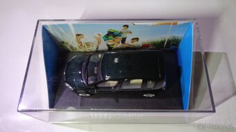 Abrex model 1/43 Roomster I. edice v barvě zelené - 5