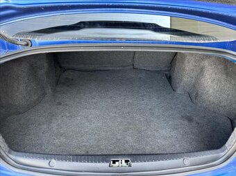 prodáme Mitsubishi Lancer 1.6 86kW 2015 93839km - 5