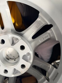 Alu Toyota 5x108 R15 6,5J ET42 - 5