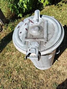 Prodám - plechová pozinkovaná popelnice - 5