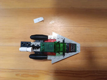 LEGO Space 6813 Galactic Chief +návod - 4 - 5