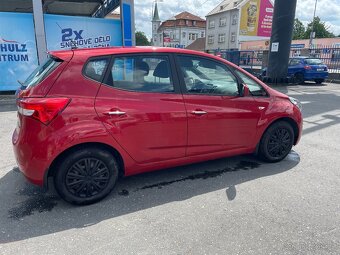 HYUNDAI iX20 ČR 1Majitel 1.6i CVVT 92KW 8/2015 - 5