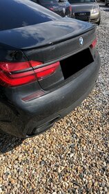 Spoiler - křídlo na BMW 7 - F01/F02 nebo G11/G12 -černý lesk - 5