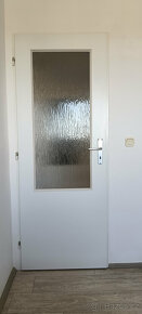 Interiérové dveře bílé (70 cm) - 5