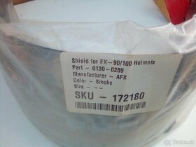 Štít - hledí přilby - 5
