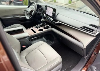 Toyota Sienna XLE 2,5hybrid AWD 2021 nový model - 5