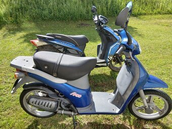 Prodám 2 skútry 125 druhá 50 - 5