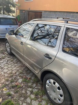 Škoda Octavia 2 Combi 1.6 MPI 2010 - 5